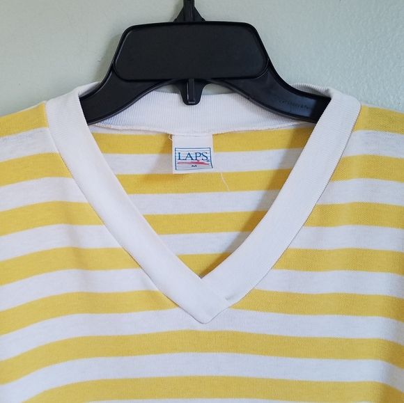 COPY - Vintage Oversize Striped Yellow White Crop… - Picture 2 of 7
